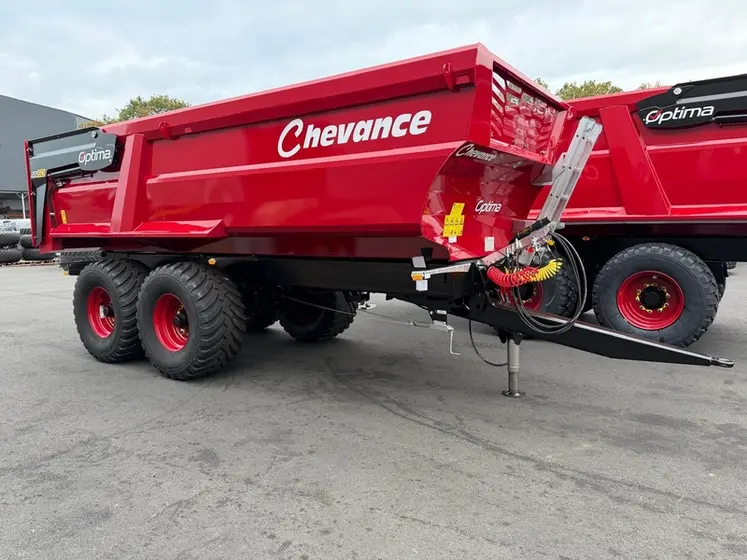 <em class="placeholder">Benne Optima 22-50 de Chevance </em>