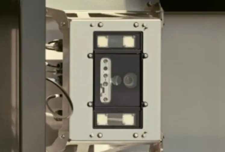 <em class="placeholder">Module caméra pulvérisateur Ecorobotix Ara 620.</em>