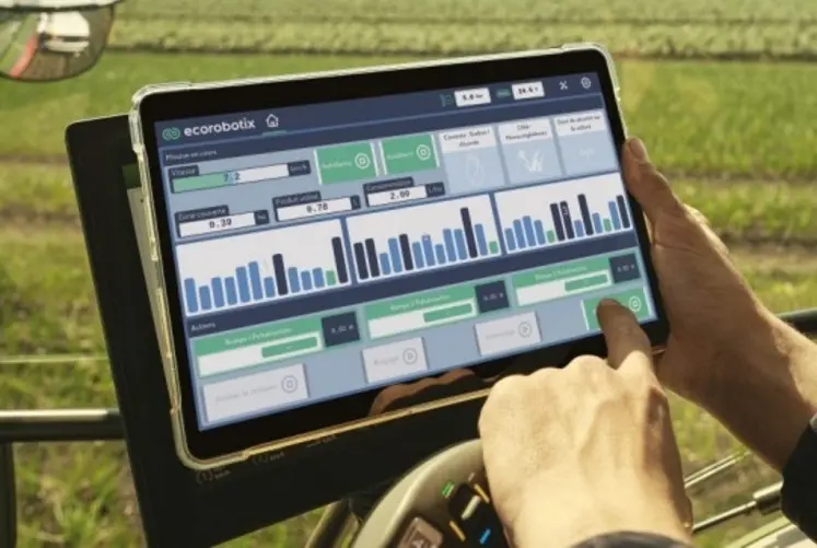 <em class="placeholder">tablette pulvérisateur Ecorobotix Ara 620</em>