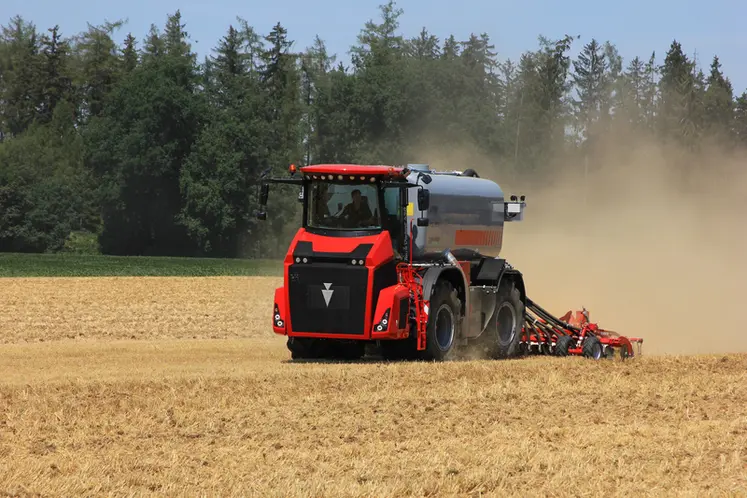 <em class="placeholder">Automoteur d'épandage Holmer Terra Variant 650</em>