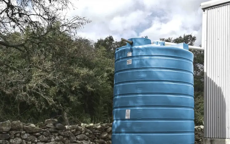 <em class="placeholder">Cuve de récupération d'eau de pluie Duraplas</em>