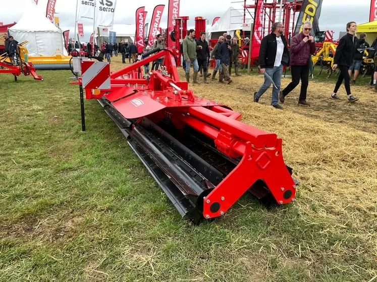 <em class="placeholder">double rouleau destructeur Quivogne DRD</em>