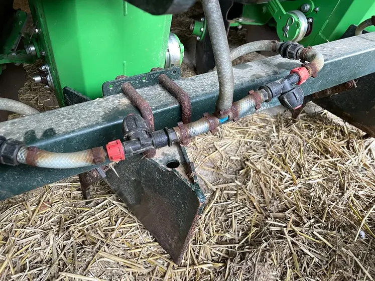 <em class="placeholder">Dents planteuses pommes de terre.</em>