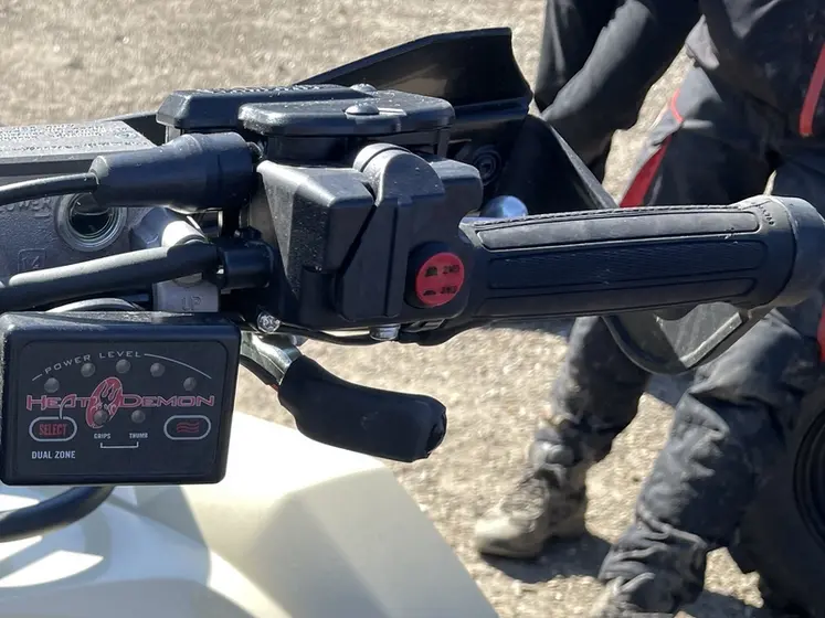 <em class="placeholder">Guidon du quad Yamaha Kodiak 450 en version Kiwami</em>