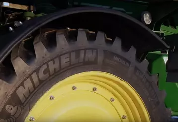 Le pneu Spraybib CFO de Michelin permet d'abaisser les pressions et d'augmenter les charges.