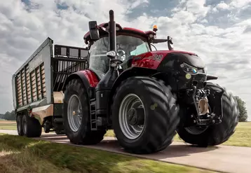 La gamme de tracteurs de forte puissance Case IH Optum accueille un nouveau modèle de 340 ch. 