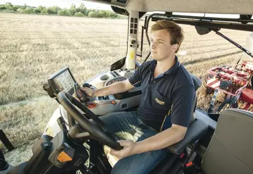 Le brevet professionnel "conducteur de machines agricoles" devrait répondre au besoin de main d'oeuvre qualifiée en agriculture