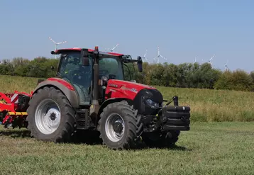 Les tracteurs Case IH Vestrum Active Drive 8 se déclinent en quatre puissances nominales : 100, 110, 120 et 130 ch. 