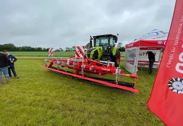 Le rouleau MasterCut 600 de Güttler est un rolofaca de 6 m.