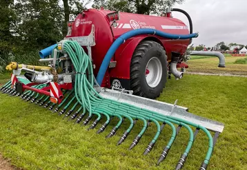 Tonne à lisier Grass Technology exposée au salon de l'herbe 2024