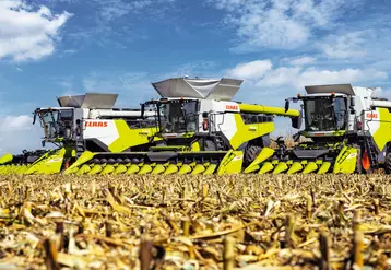 Claas cueilleur maïs Rovio
