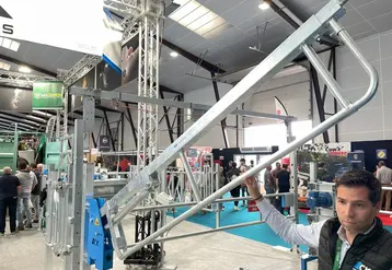 <em class="placeholder">Barrière levante extensible de CK Industries au Space 2024</em>