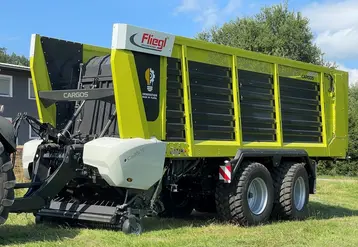 <em class="placeholder">Remorque autochargeuse Fliegl Cargo 2025</em>