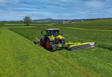 <em class="placeholder">Faucheuse Claas Disco Contour</em>