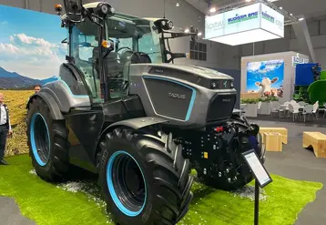 <em class="placeholder">Tracteur électrique Tadus T16.20 à l&#039;Agritechnica 2025</em>
