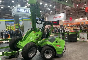 <em class="placeholder">Valet de ferme Avant e727 au salon allemand Agritechnica</em>