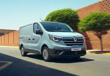 <em class="placeholder">Renault Trafic Van</em>