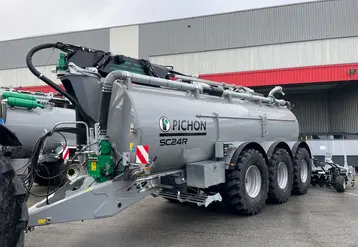 <em class="placeholder">Tonne à lisier SC 24R de Pichon à l'usine Samson Pichon de Landivisiau (Finistère)</em>