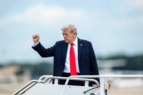 Taxes américaines : Donald Trump redéfinit la politique commerciale des Etats-Unis