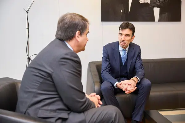 Maurizio Martina, candidat à la direction générale de la FAO, reçu au Conseil de l'UE par le ministre italien de l'Agriculture