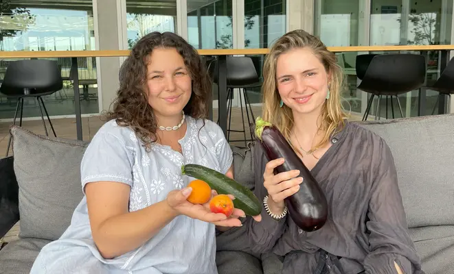 Anaïs Lacombe et Manon Pagnucco.