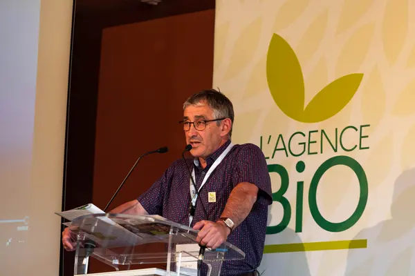 Crise du bio : « Actualiser la formation des conseillers »