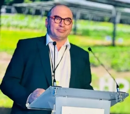 <em class="placeholder">Agrivoltaïsme : GLHD annonce le départ de son co-fondateur Jean-Marc Fabius</em>