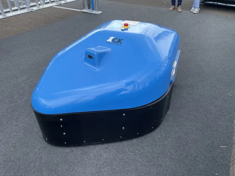 CK Industries robot RPF-1000 au Sommet de l'elevage 2026