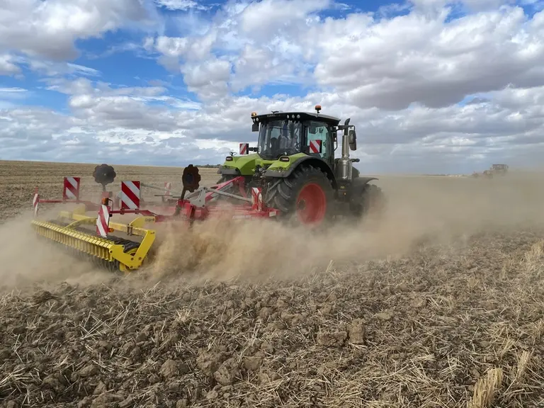 Tracteur Claas Arion serie 5