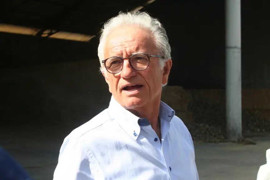 Fabio Scomparin,  président de la stalle sociale di Monestier. "Il est important d’aller dans le sens d’un élevage plus durable  côté environnemental
