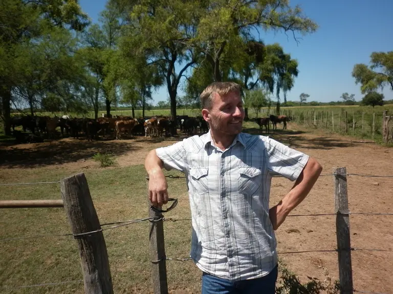 Nicolas Brunner est devenu mordu d’élevage dès son premier voyage en Argentine, à 12 ans. Il a rejoint son grand-père à 19 ans, en 1999, pour devenir