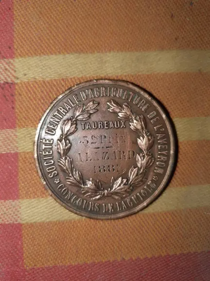 Un prix de 1881. L’élevage Alazard bénéficie d’une belle antériorité dans la race.