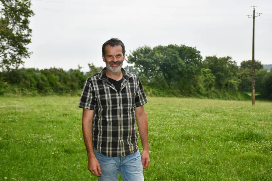 Jules Tallec éleveur bio limousines finistère
