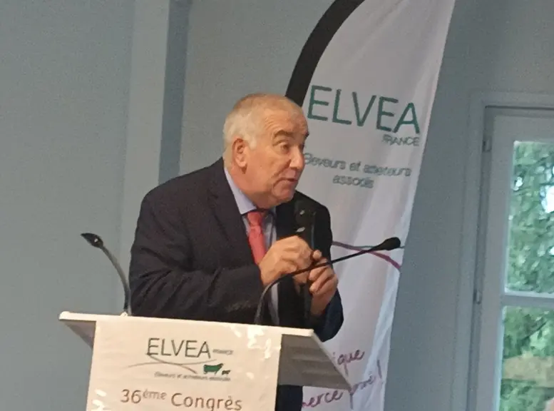 <em class="placeholder">Philippe Auger président d'Elvea France</em>