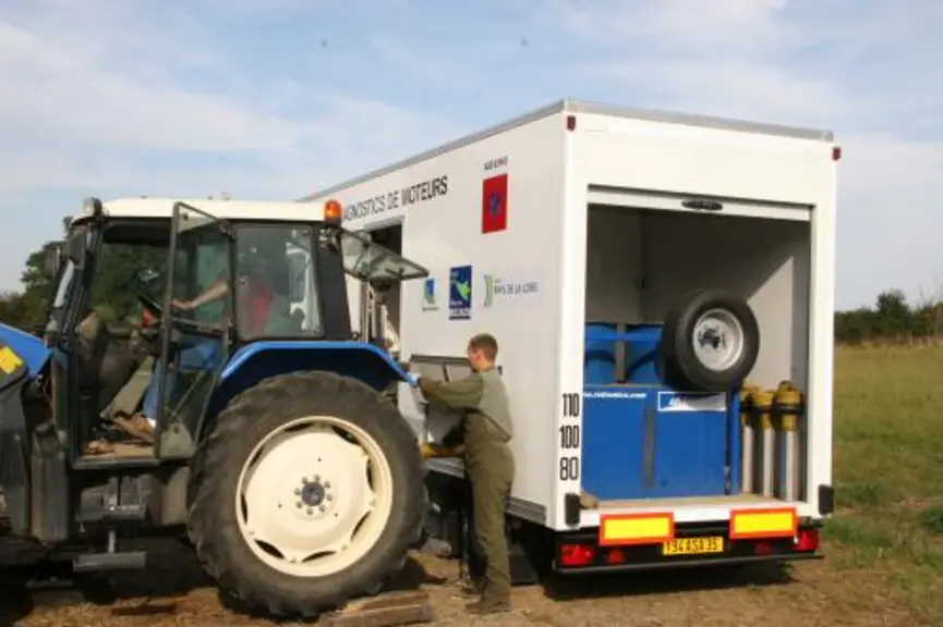 Pour réduire la consommation de carburant, il est utile de bien connaître les paramètres de réglage de ses tracteurs, d'adapter la pression des pneus,
