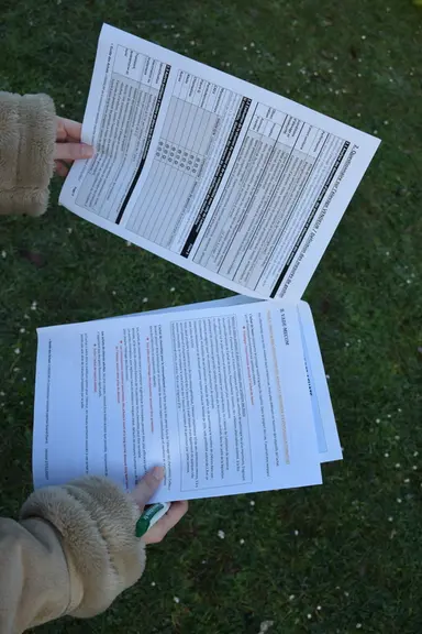 Une autoévaluation de son troupeau, suivie d’un questionnement du vendeur, permet d’évaluer la compatibilité des statuts sanitaires. © D. Hardy
