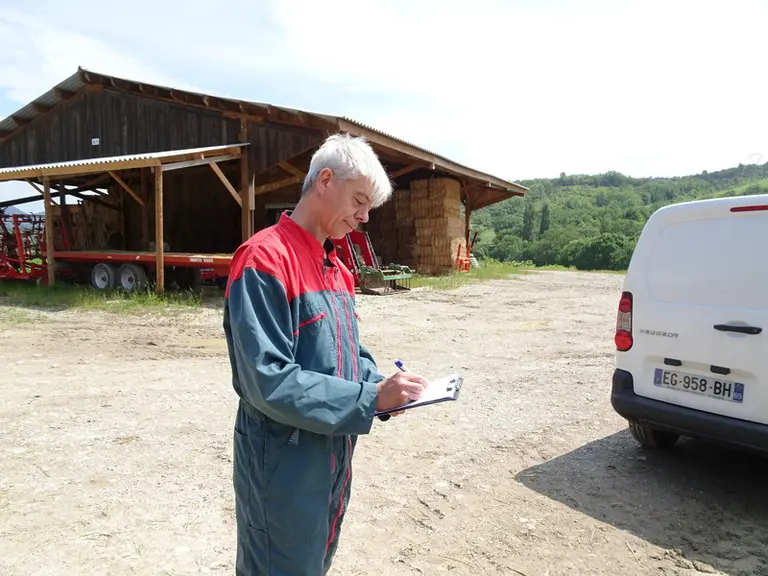 Guido Bruni, technicien génétique caprine à Auriva-Élevage, est également l'animateur pour le Pôle caprin sud-est et référent de la région « Est » du
