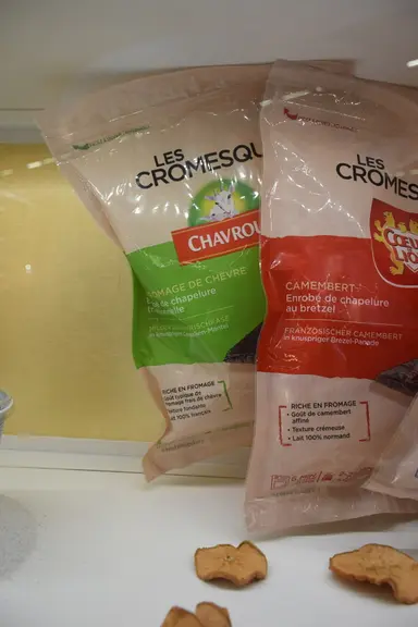 Les Cromesquis de Savencia sont des bouchées panées destinées à la restauration. Prêtes en six minutes au four ou en deux minutes à la friteuse, elle