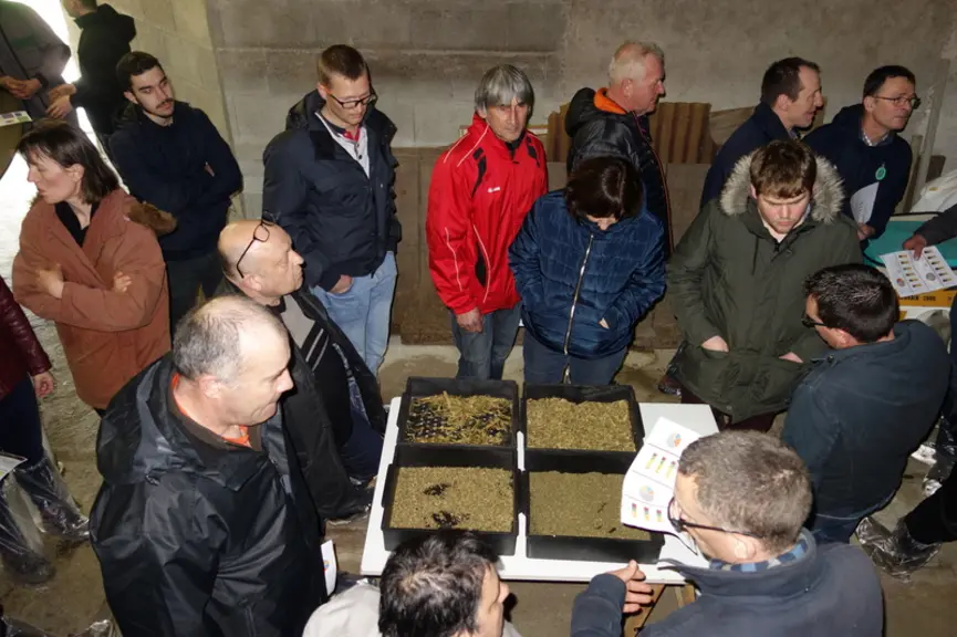 Le tamisage de la ration avec un PennState Separator permet de mesurer la part de particules fines et grossières dans un mélange, ainsi que d’évaluer