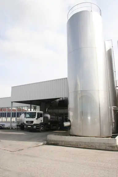 A près de 330 millions de litres en 2018, la production de lait de chèvre a plus que quadruplé depuis le début des années 2000. © D. Hardy