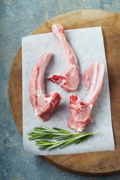 Très maigre et riche en protéines, vitamines et minéraux, la viande de chevreau présente des atouts dans une alimentation équilibrée. © J.-F. Mallet/I