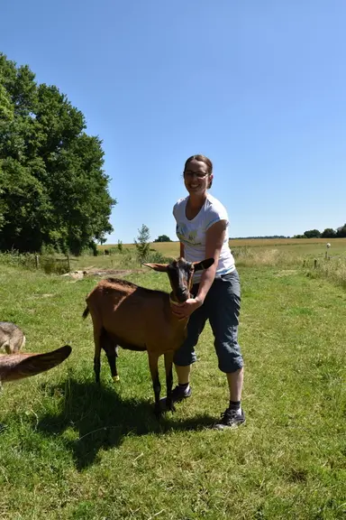 Isabelle Dubrion adhère depuis trois ans seulement et a déjà un accouplement programmé cet automne pour Rosée, avec à la clé peut-être un futur bouc i