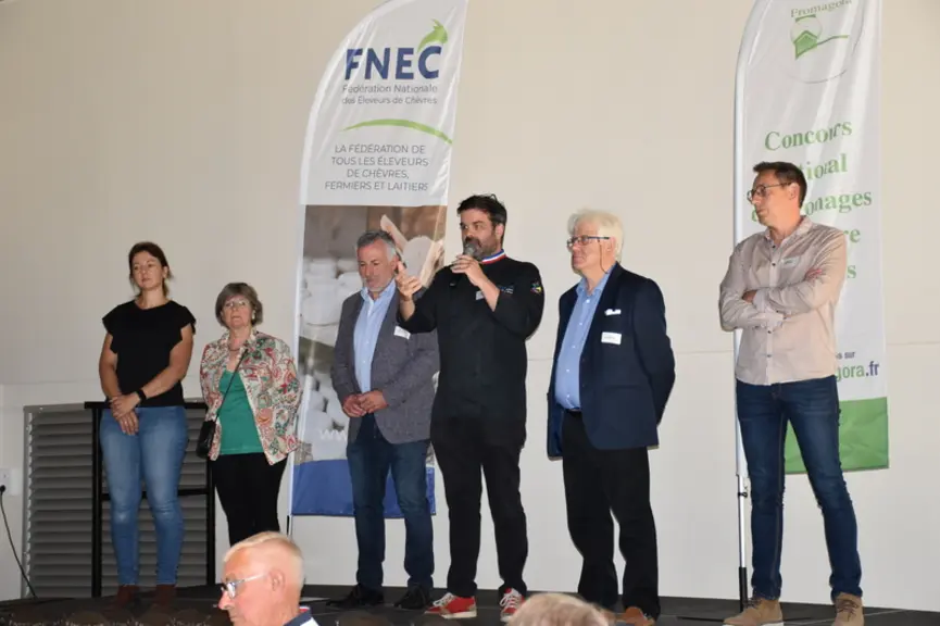 Julie Barral, commissaire du concours, Laurence Gueit, présidente du concours, Dominique Chambon, président du jury, François Robin, Parrain du concou
