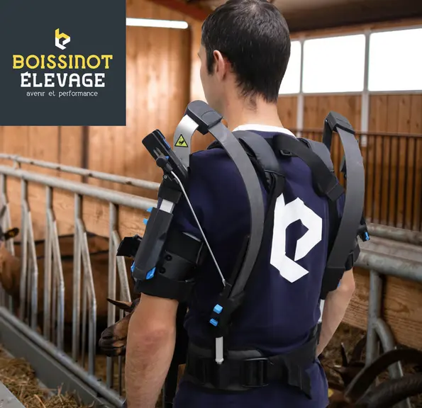 L’exosquelette de manutention ergonomique Skelex a été conçu de façon à alléger et assouplir la pénibilité des tâches et travaux quotidiens : lavage haute ...