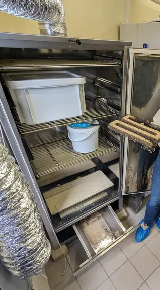 Le fumoir (ouvert) du Centre fromager fermier Actalia de Carmejane