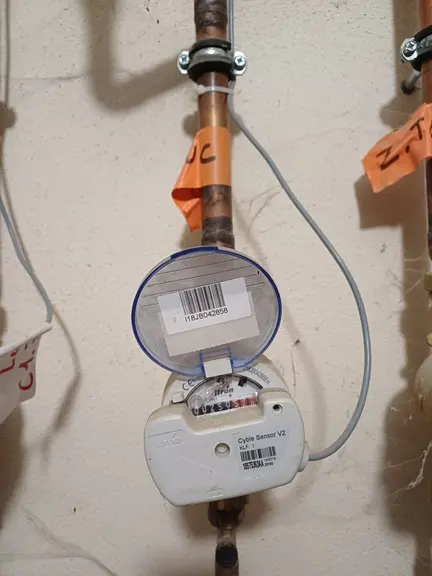 <em class="placeholder">Compteur connecté au Pradel</em>