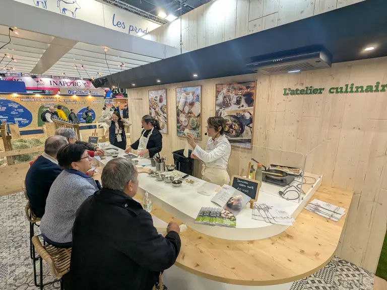 Stand des fromages de chèvre lors du salon de l'agriculture 2026