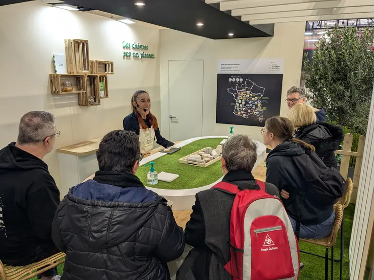 Stand des fromages de chèvre lors du salon de l'agriculture 2026