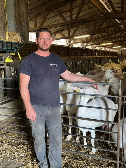 Yohan Palisse, éleveur en EARL en Ardèche