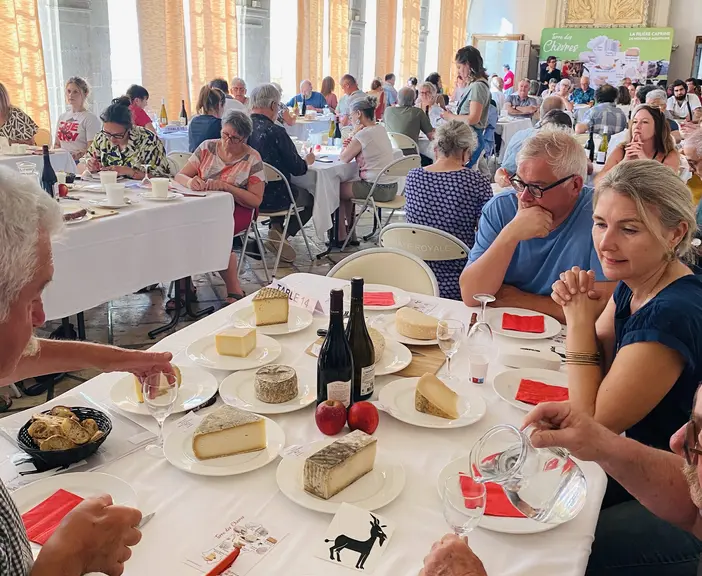 Dégustation des fromages de chèvre de Nouvelle-Aquitaine